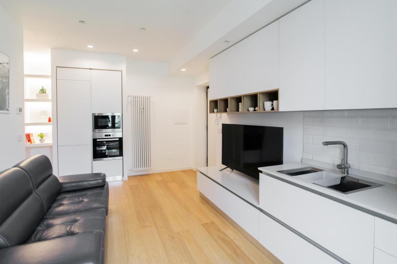 Ross Quadrell - Milano Apartment Bagian luar foto